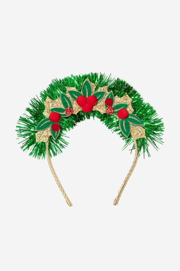Tiara Natalina