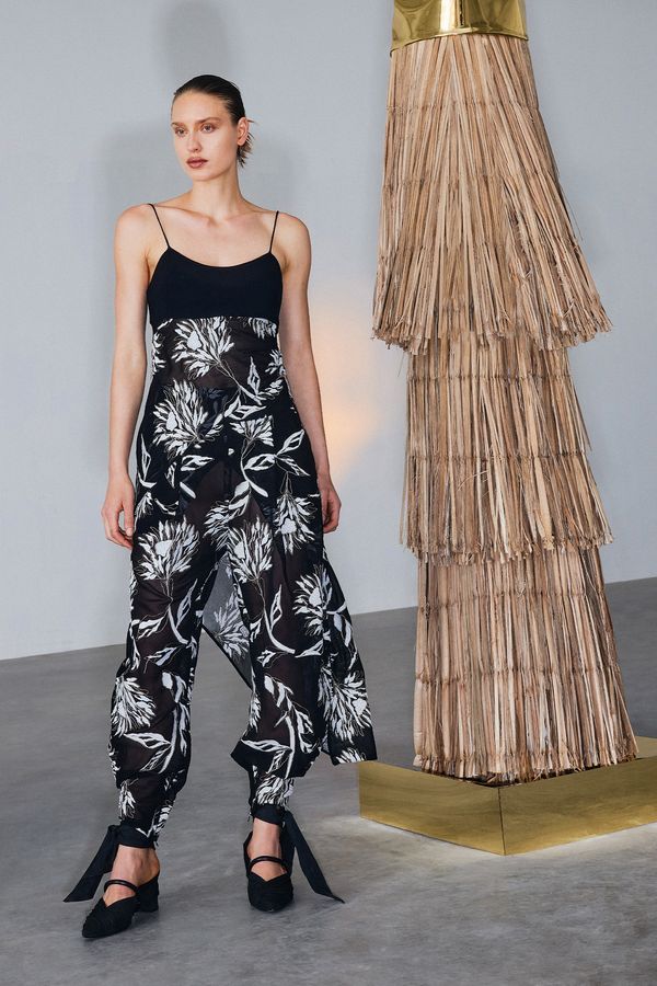 Leger Pants