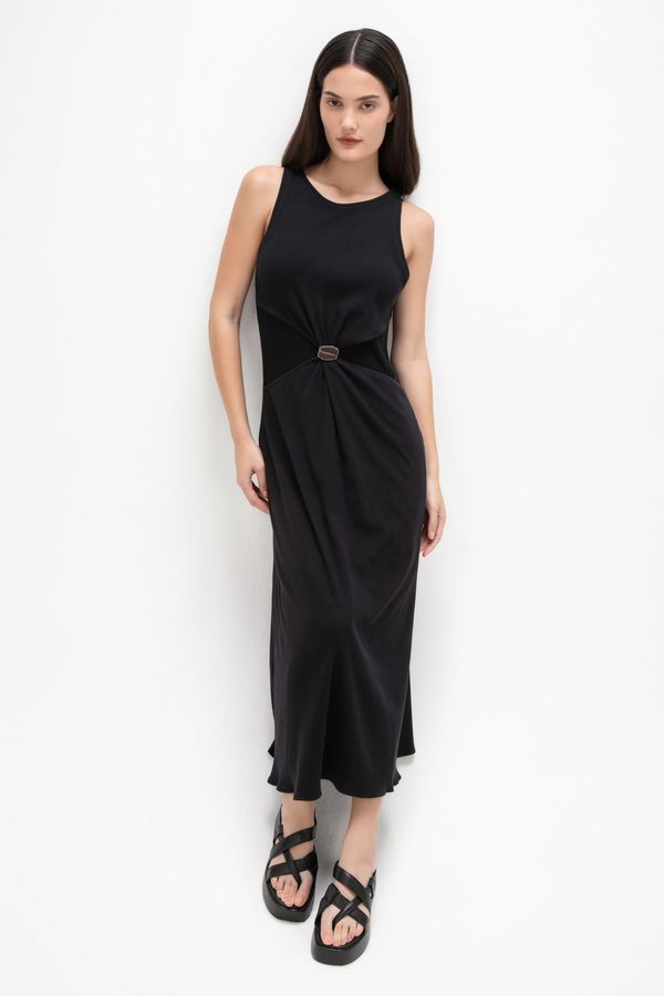 Solara Dress