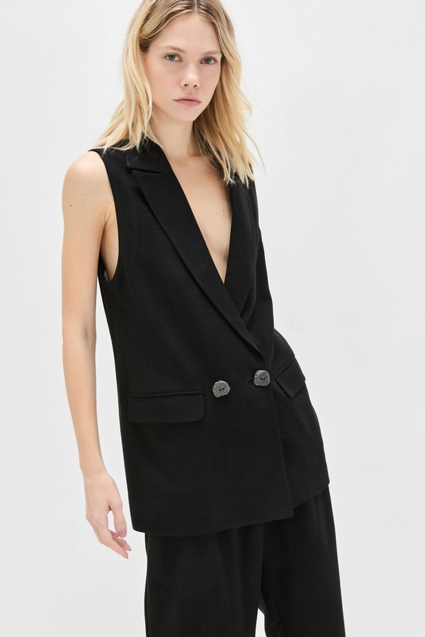 Elsie Vest
