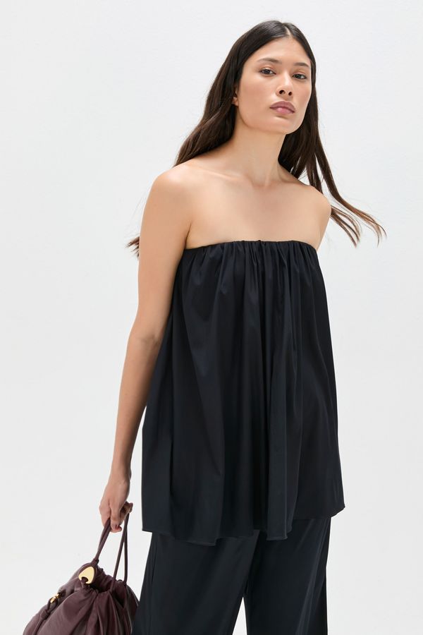Leda Top